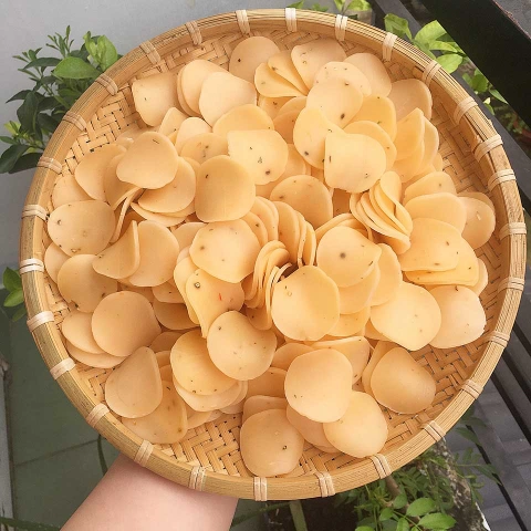 Prawn Crackers & Rice Crackers